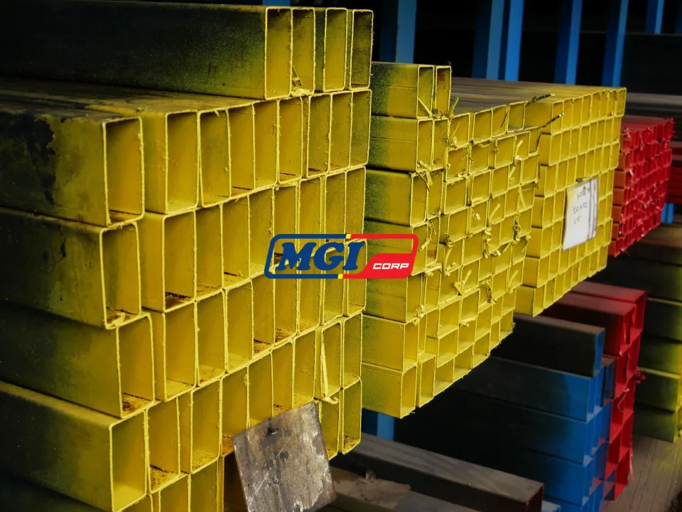 Mega Baja Adalah Distributor Besi dan Baja, Menyediakan Berbagai macam jenis dan ukuran Besi dan Baja. Konsultasikan kebutuhan Kontruks Bangunan anda kepada kami Mega Baja.
